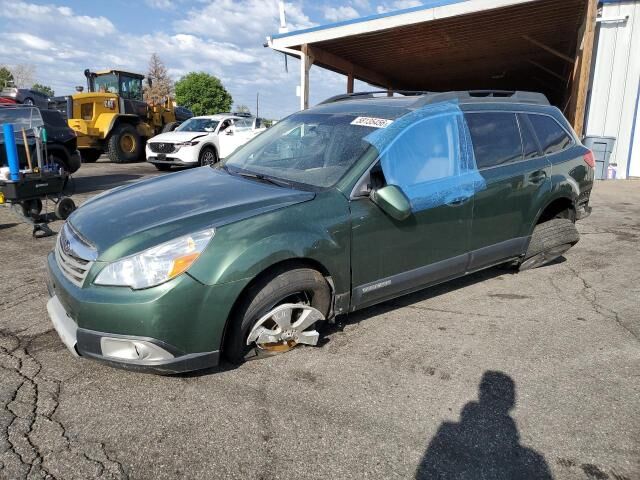 2012 SUBARU Outback