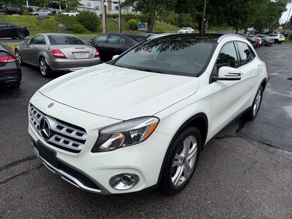 2018 MERCEDES-BENZ GLA-Class