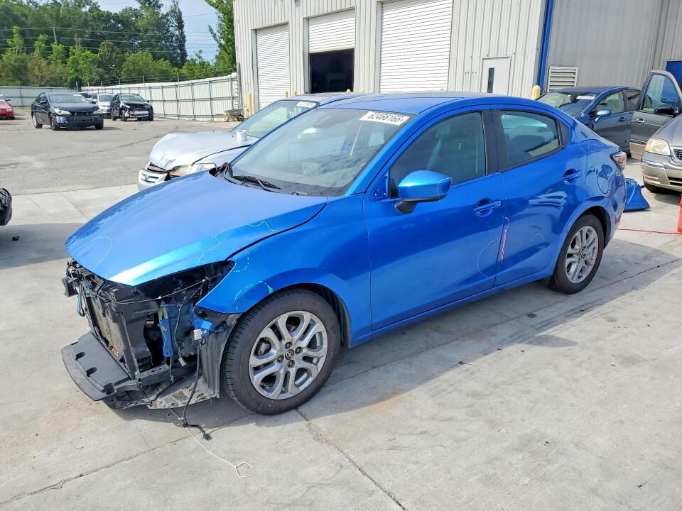 2016 TOYOTA Scion