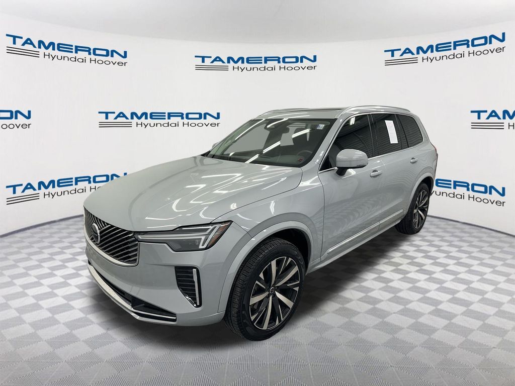2025 VOLVO XC90