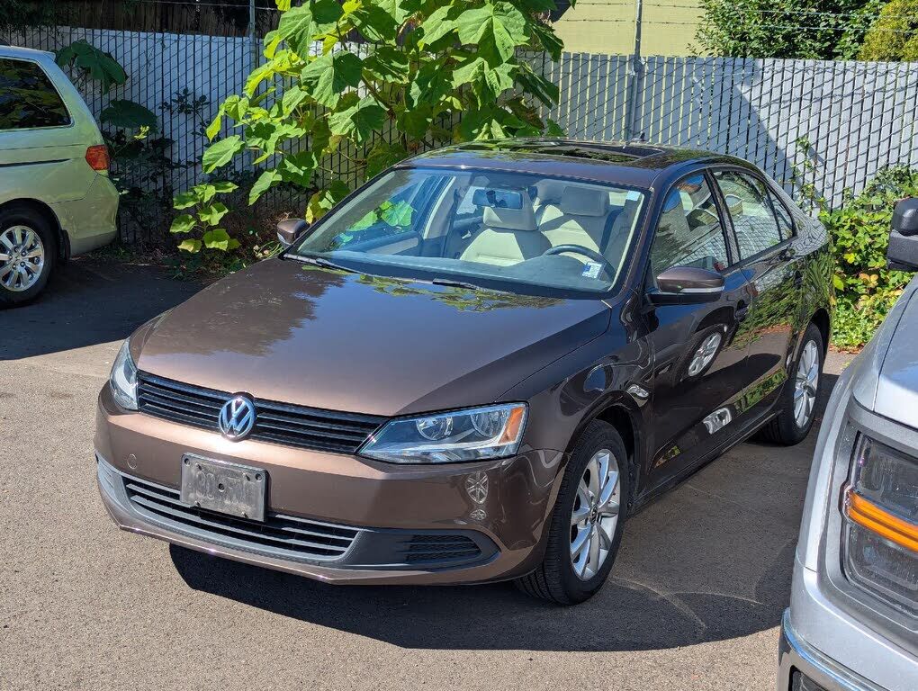 2012 VOLKSWAGEN Jetta