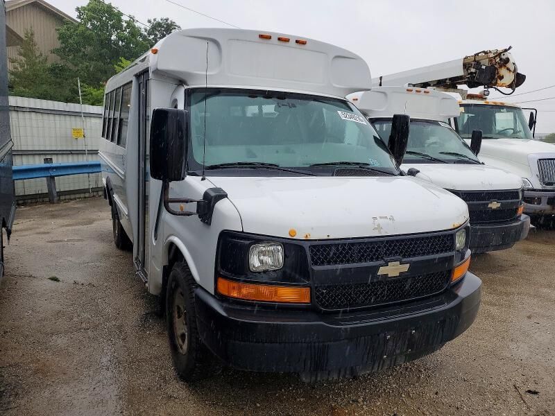 2013 CHEVROLET Express