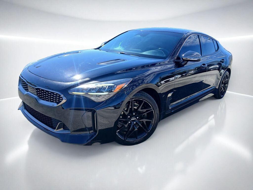 2022 KIA Stinger