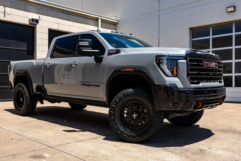 2025 GMC Sierra HD