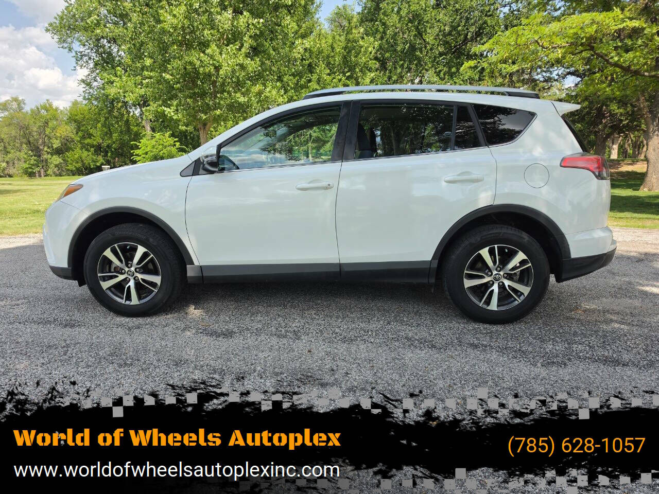 2016 TOYOTA RAV4