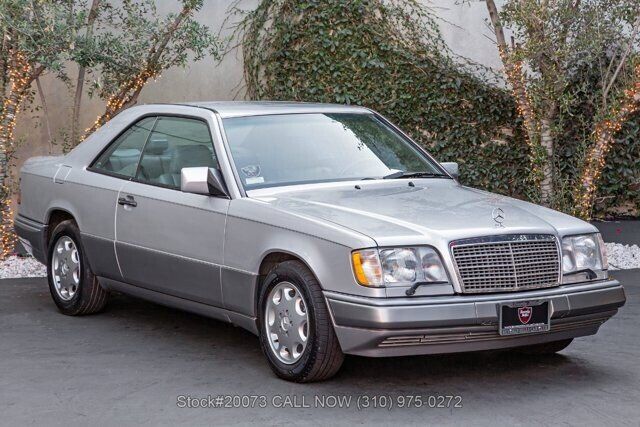 1994 MERCEDES-BENZ E-Class