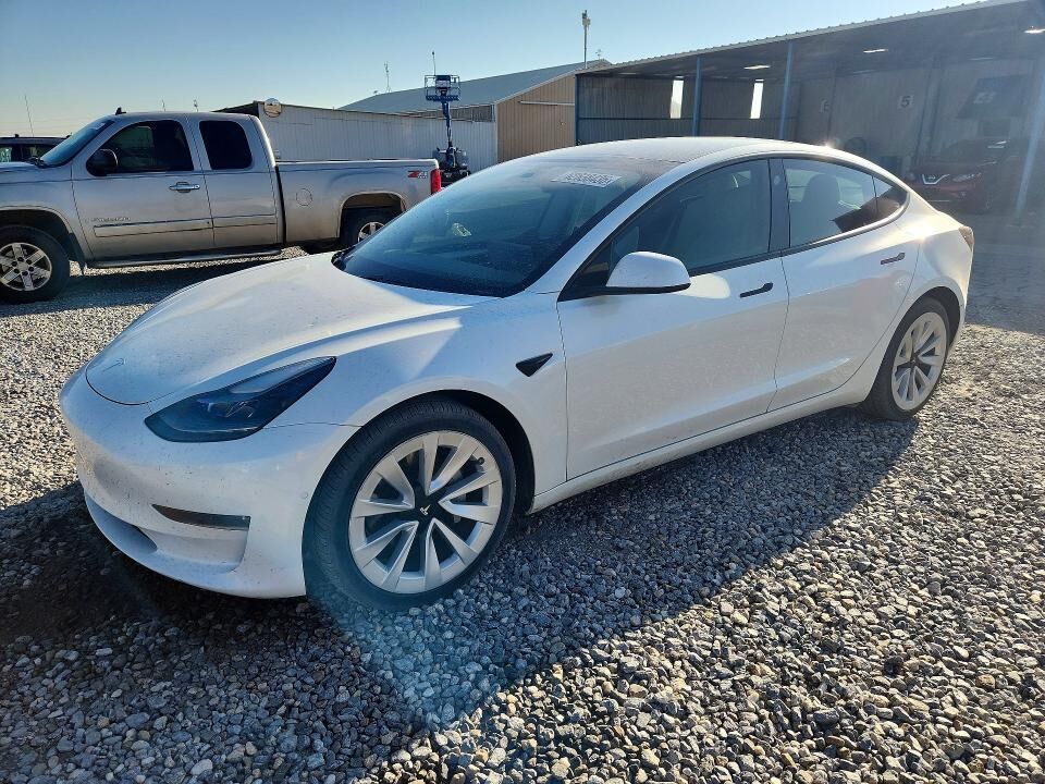 2021 TESLA Model 3