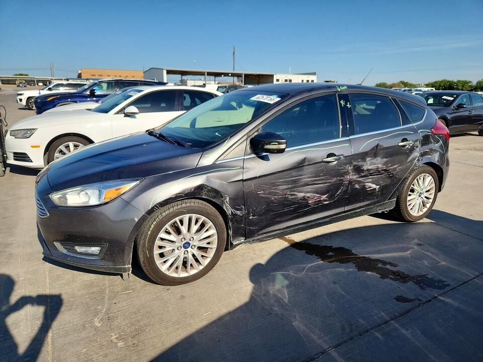 2017 FORD Focus