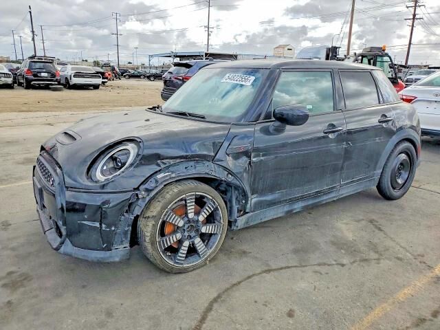 2023 MINI Hardtop
