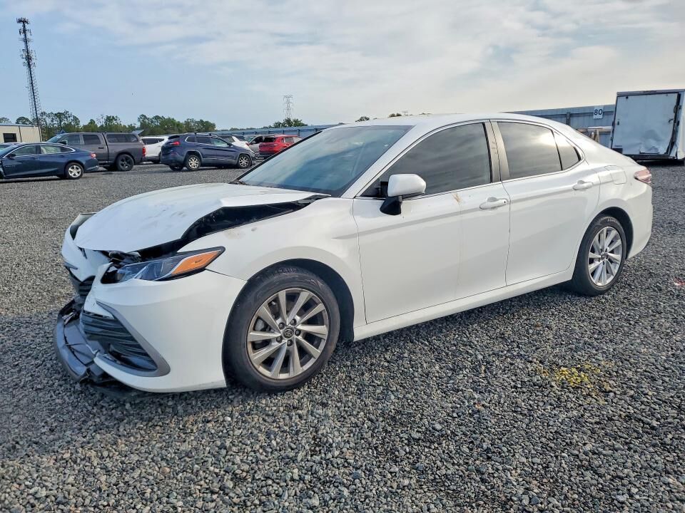2023 TOYOTA Camry