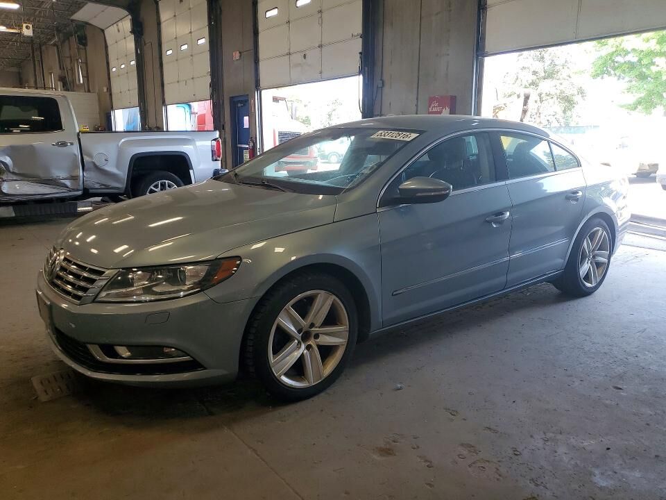 2013 VOLKSWAGEN Passat