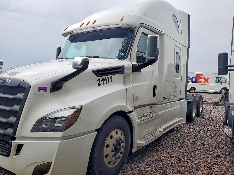2020 FREIGHTLINER New Cascadia 126" Sleepercab