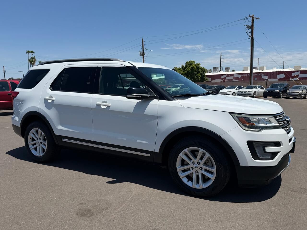 2017 FORD Explorer