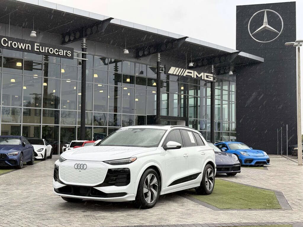 2025 AUDI Q6