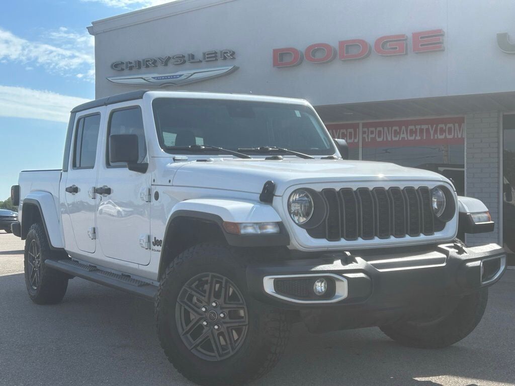 2024 JEEP Gladiator