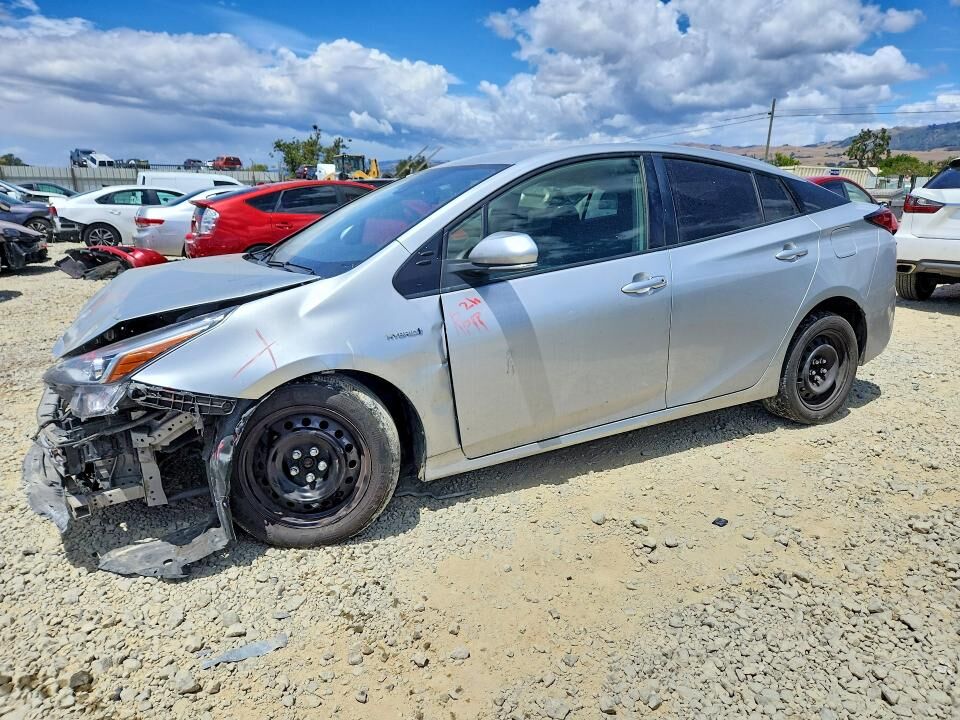 2022 TOYOTA PRIUS