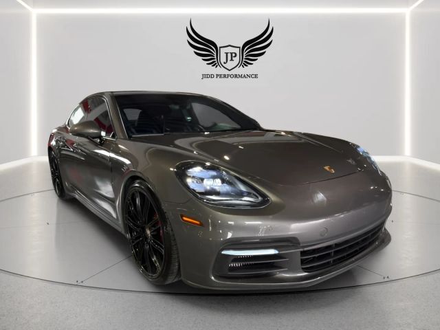 2017 PORSCHE Panamera