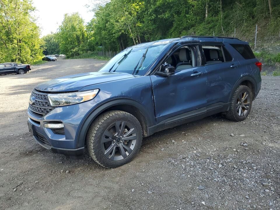 2021 FORD Explorer