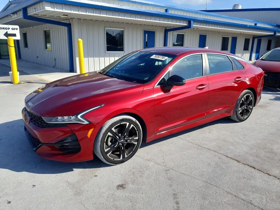 2022 KIA K5