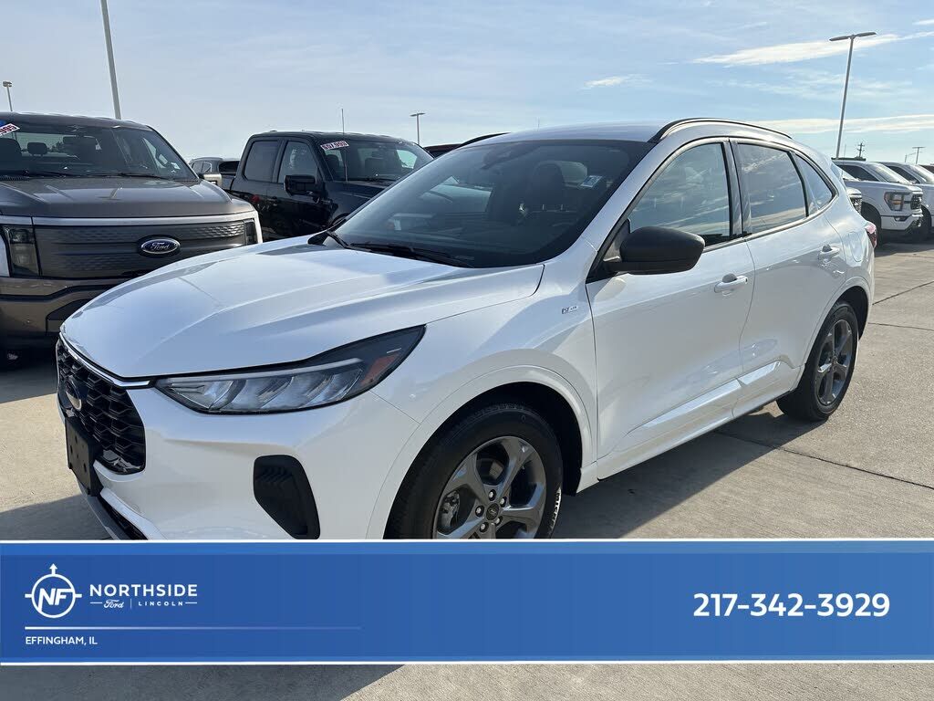 2024 FORD Escape