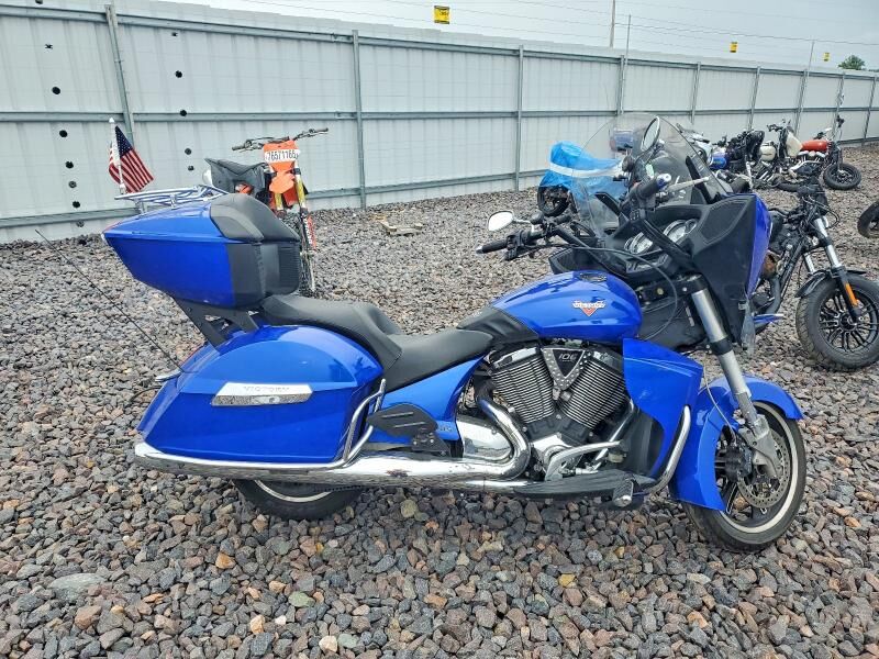 2013 VICTORY Cross Country Tour