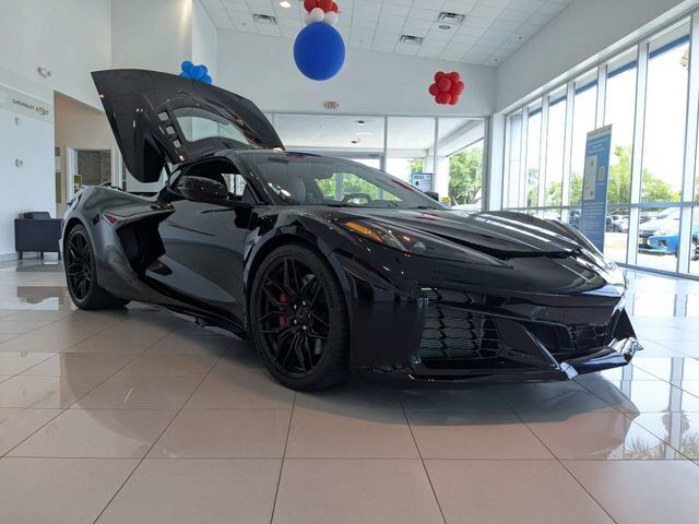 2025 CHEVROLET Corvette