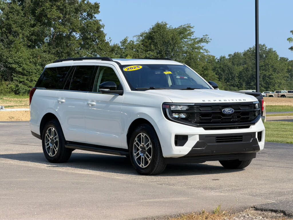 2025 FORD Expedition
