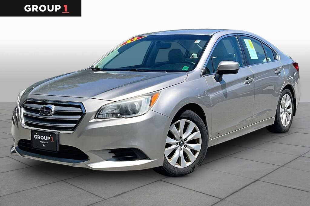 2017 SUBARU Legacy
