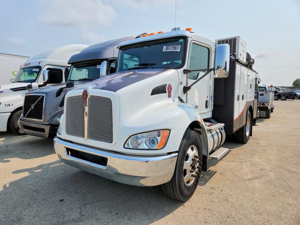 2018 KENWORTH T3 Series