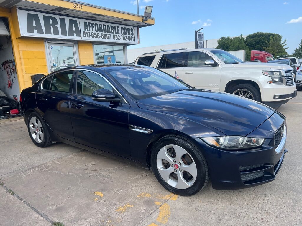 2017 JAGUAR XE