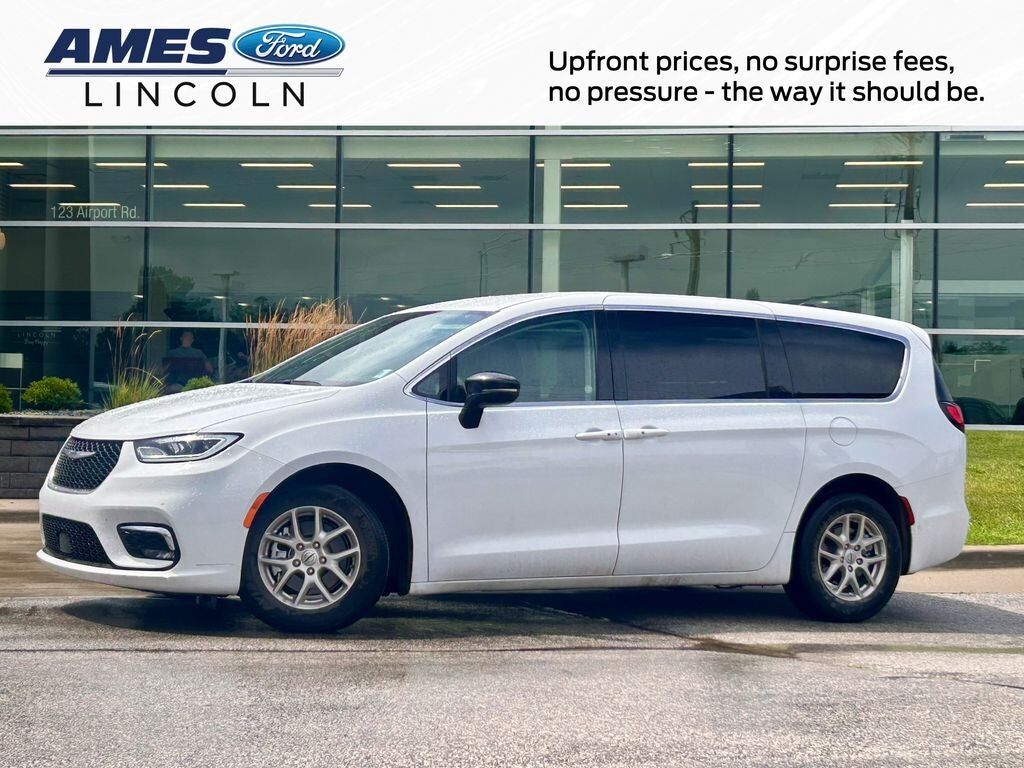 2024 CHRYSLER Pacifica