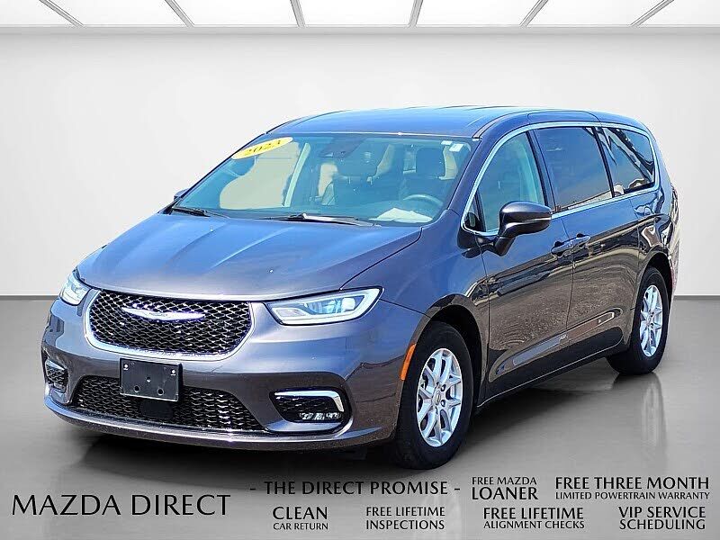 2023 CHRYSLER Pacifica