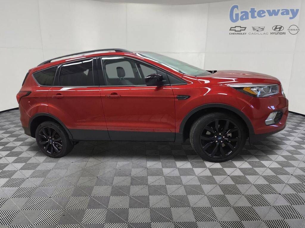 2019 FORD Escape