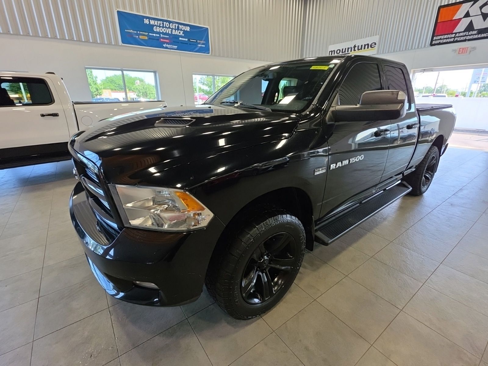 2012 DODGE Ram