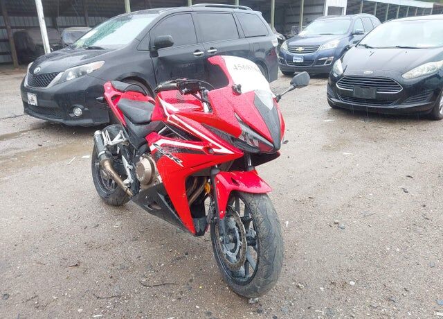 2017 HONDA CB