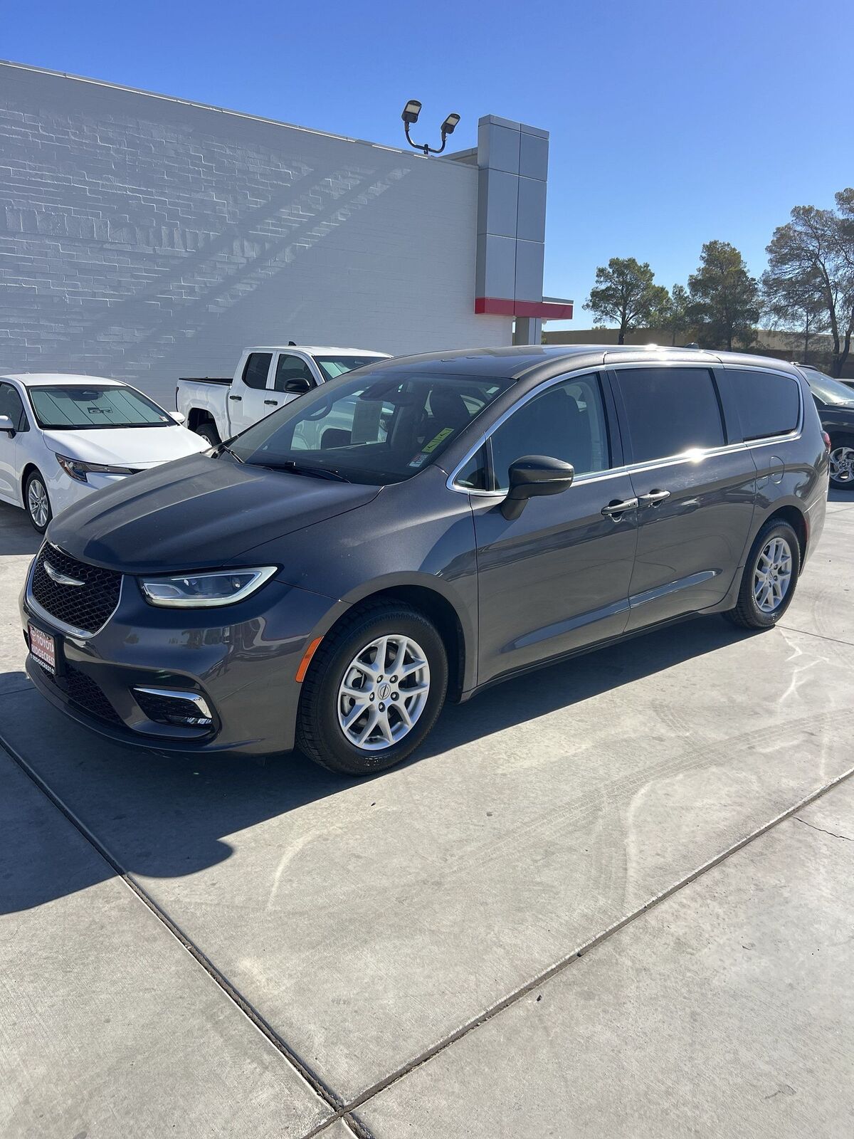 2023 CHRYSLER Pacifica
