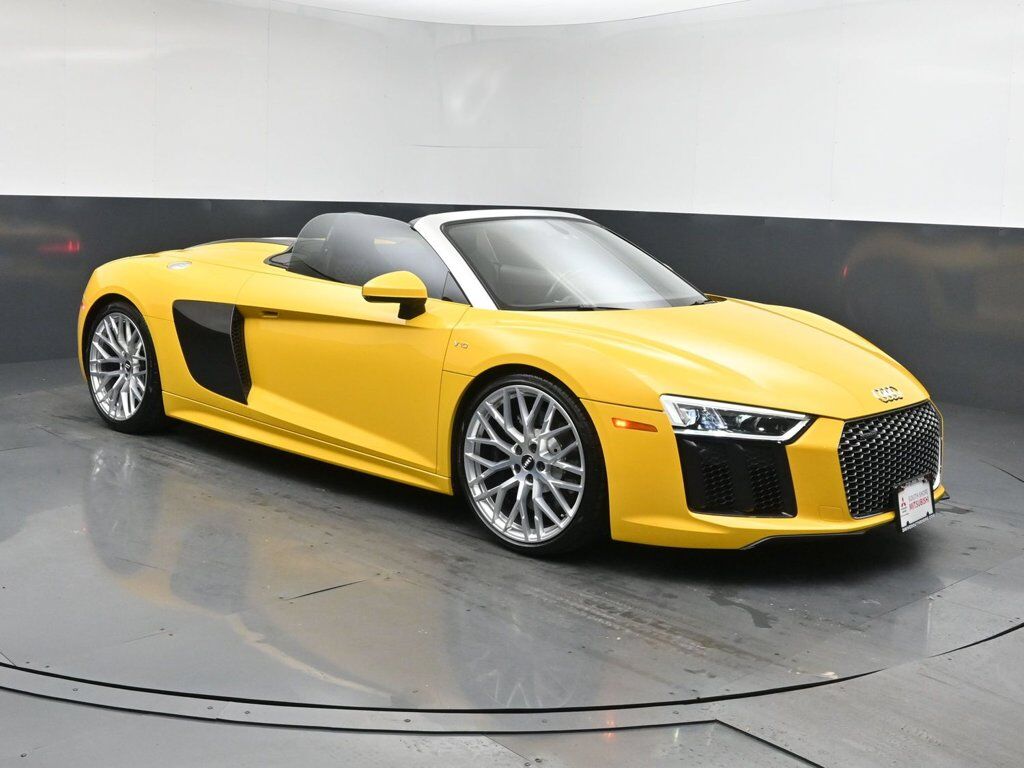 2017 AUDI R8