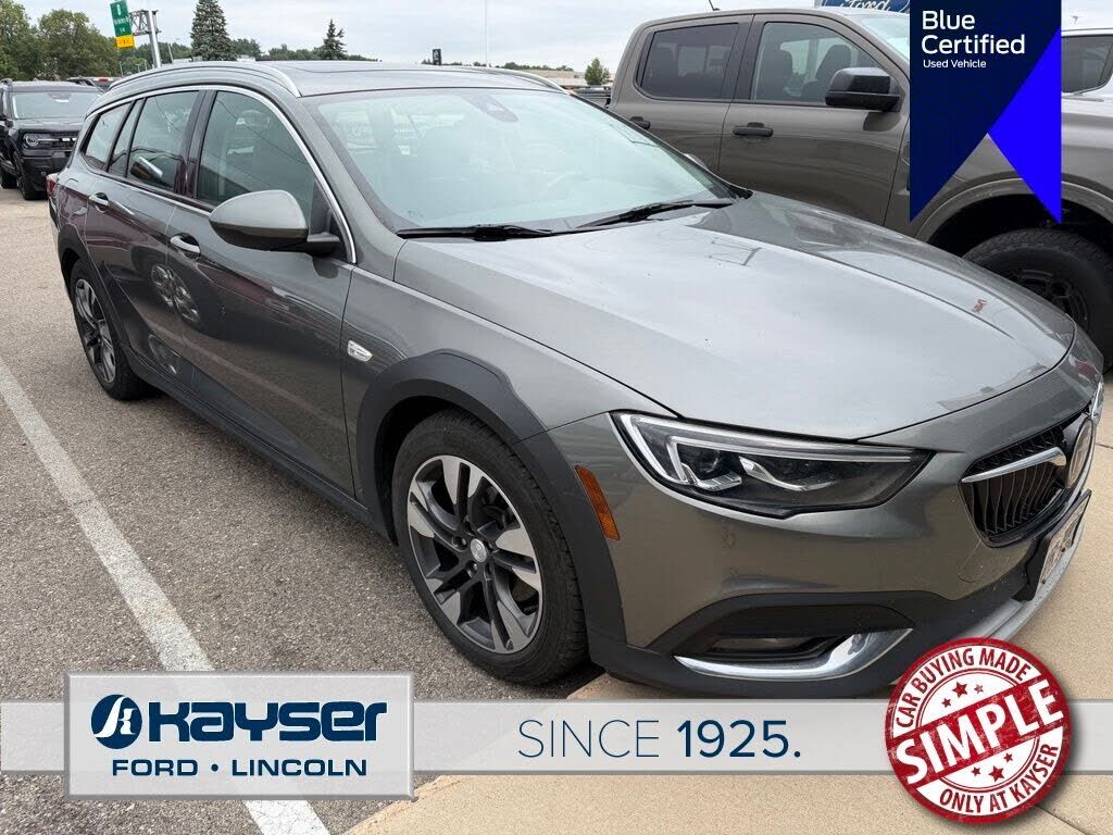 2018 BUICK Regal TourX