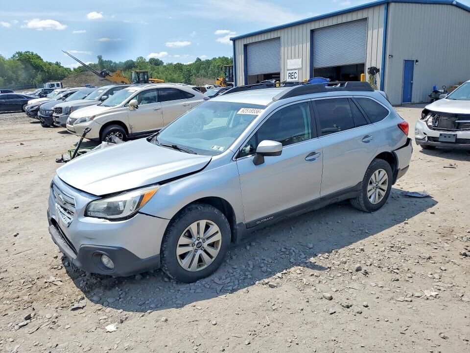 2015 SUBARU Outback