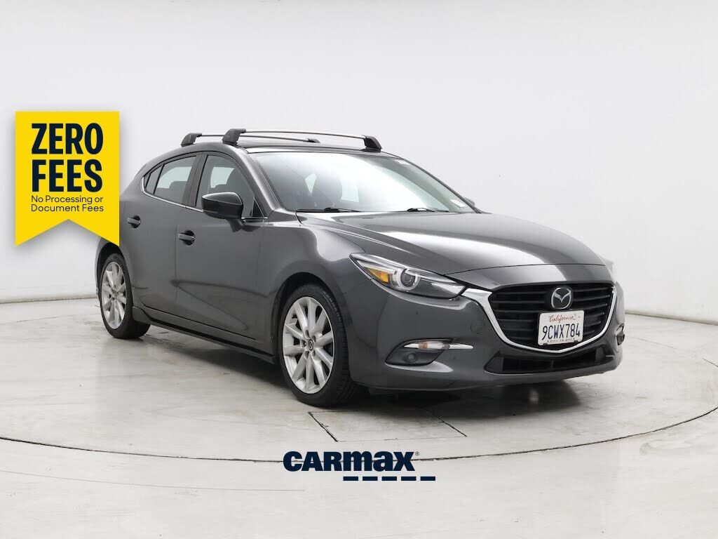 2017 MAZDA Mazda3