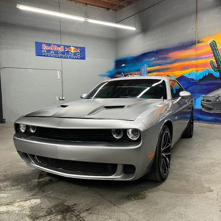 2017 DODGE Challenger