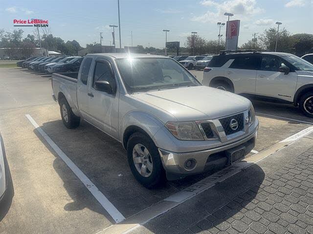 2011 NISSAN Frontier