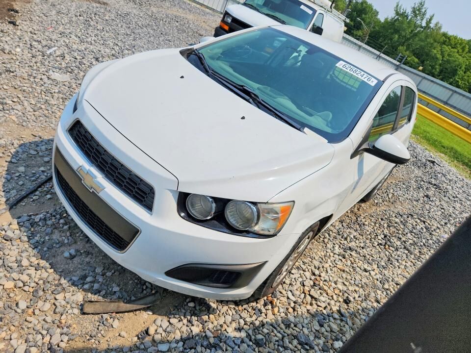2016 CHEVROLET Sonic