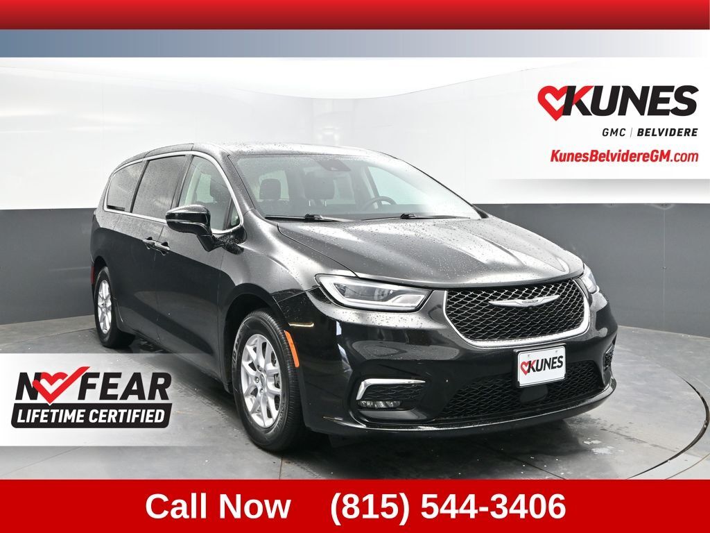 2024 CHRYSLER Pacifica