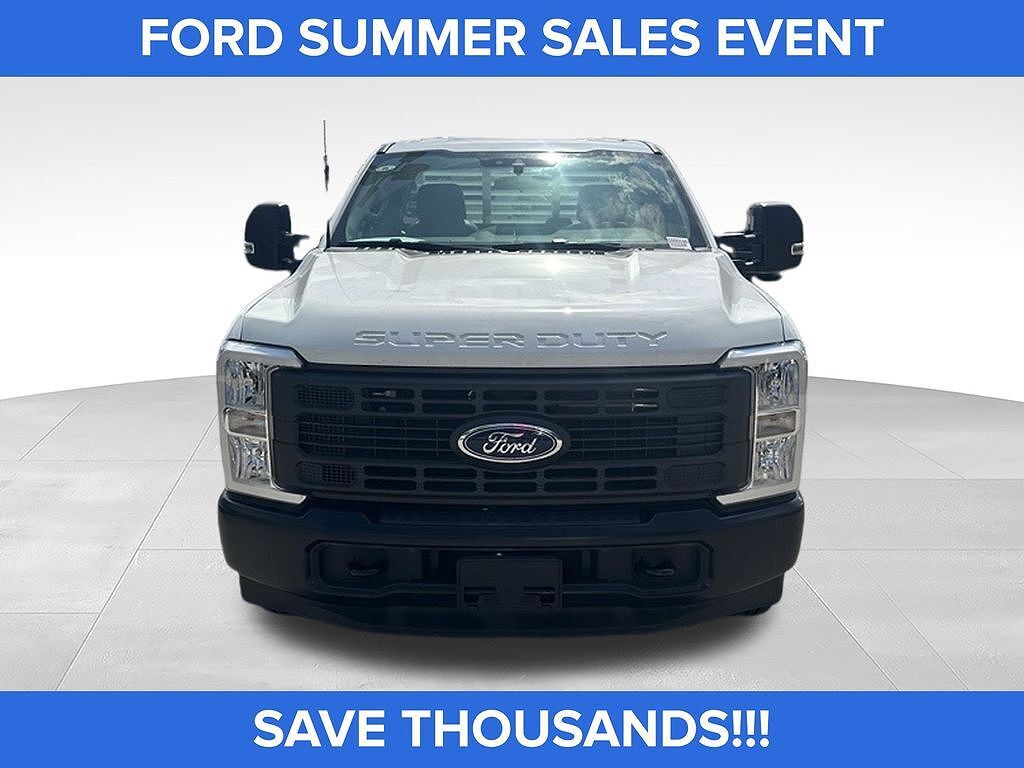 2025 FORD F-250