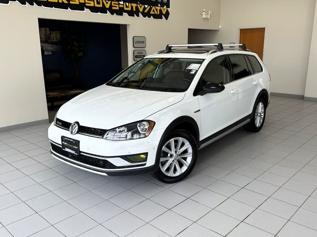 2017 VOLKSWAGEN Golf Alltrack