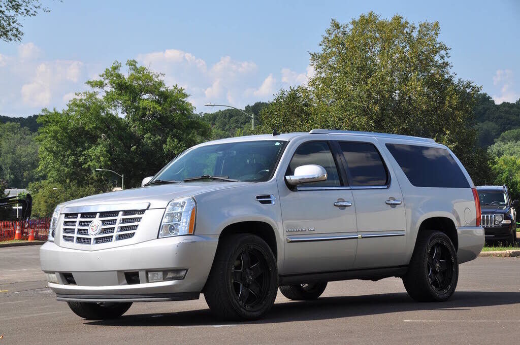 2011 CADILLAC Escalade