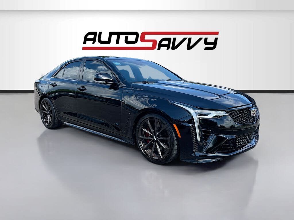 2025 GENESIS GV70