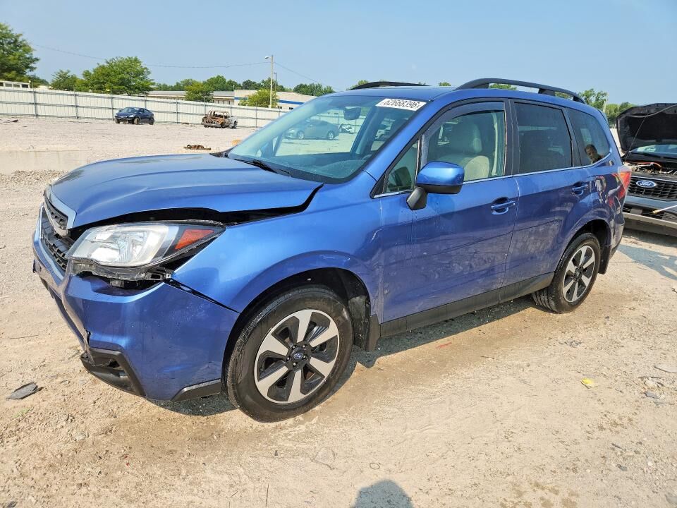 2017 SUBARU Forester