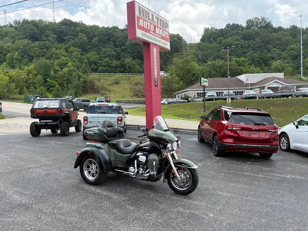 2021 HARLEY DAVIDSON FLHTCUTG / Tri Glide Ultra